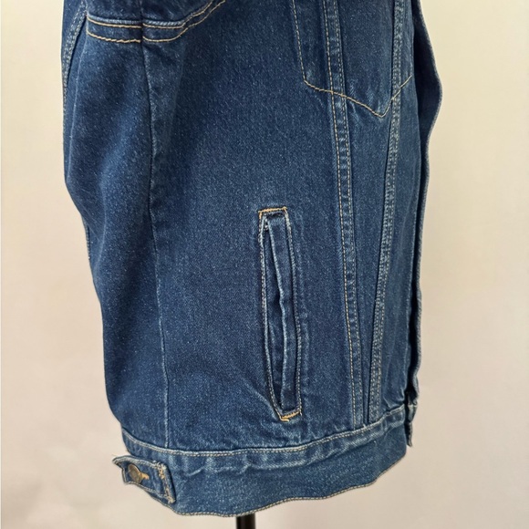 Disney Embroidered Denim Trucker Looney Tunes Blue Jean Jacket, Unisex Size S - Picture 5 of 11